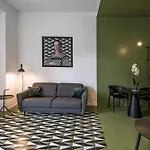 Deluxe Apartments In Via Toledo