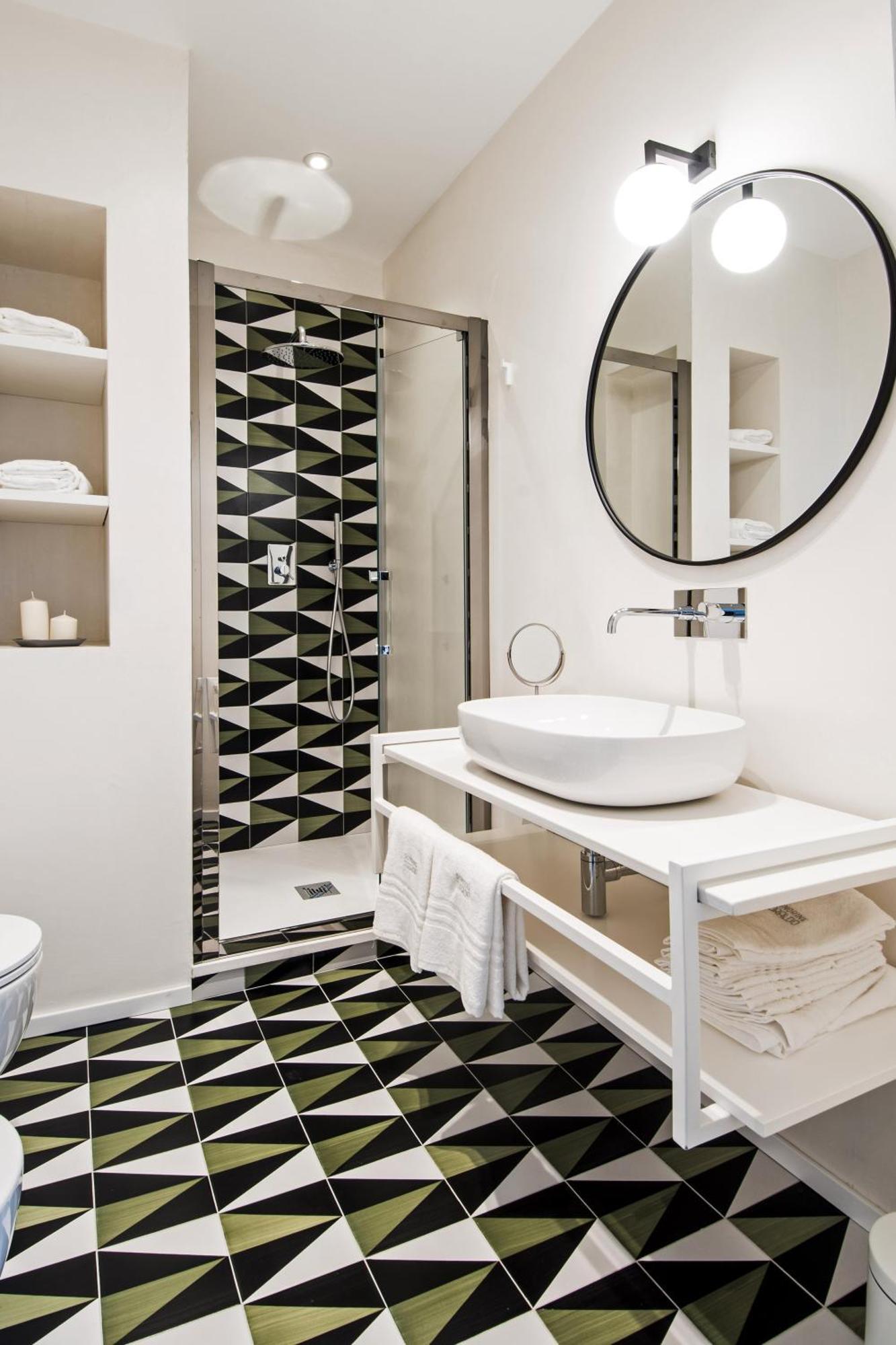 Deluxe In Via Toledo Apartment